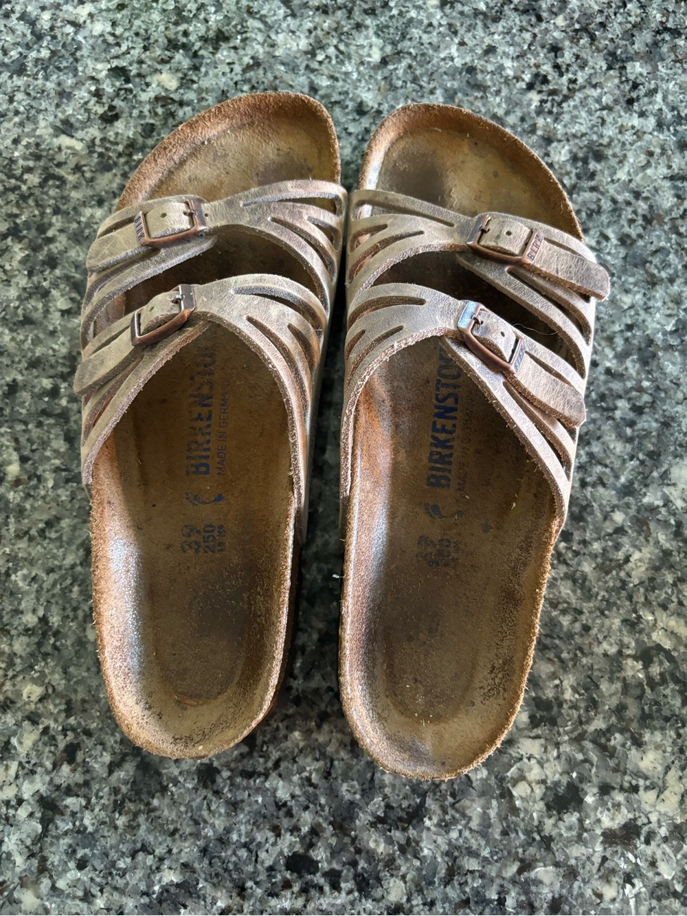 Birkenstock Granada Soft Footbed Tobacco Oiled Leather Adjustable Buckle Clog - Picture 3 of 8